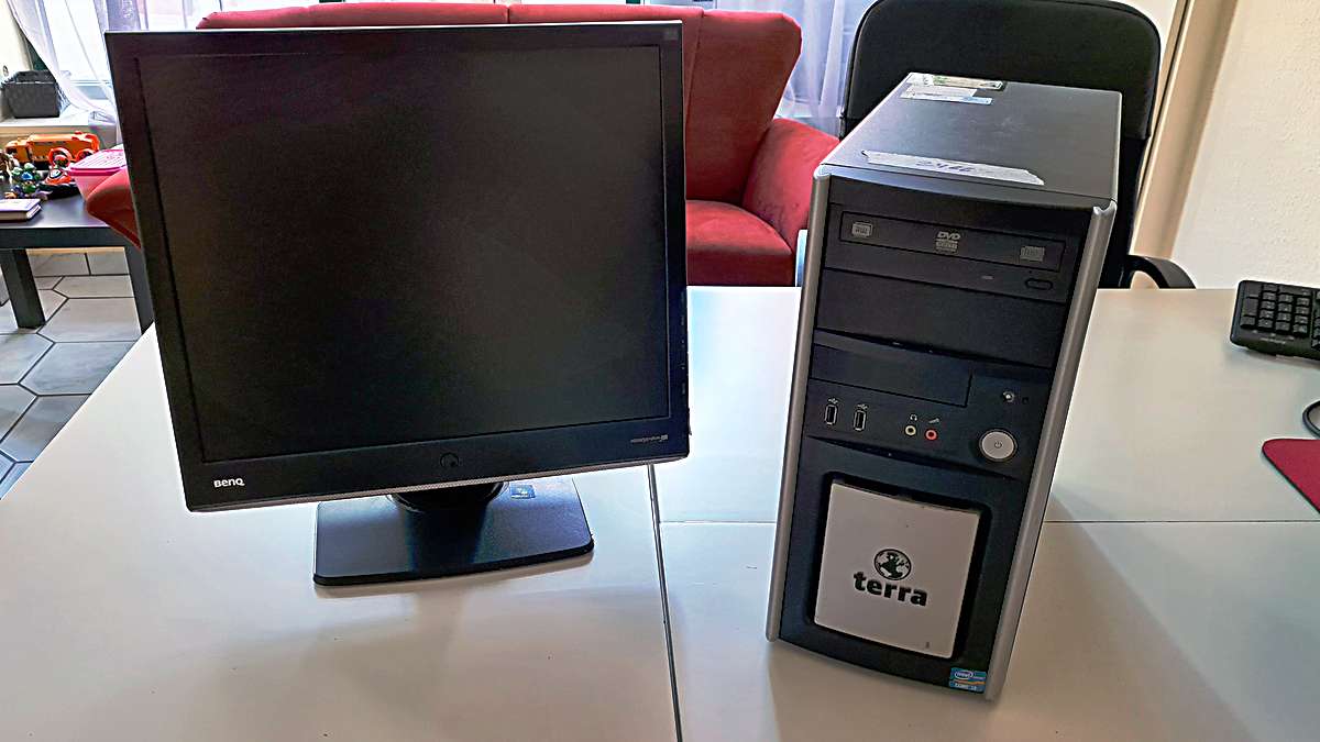 2466 - terra-PC mit Monitor