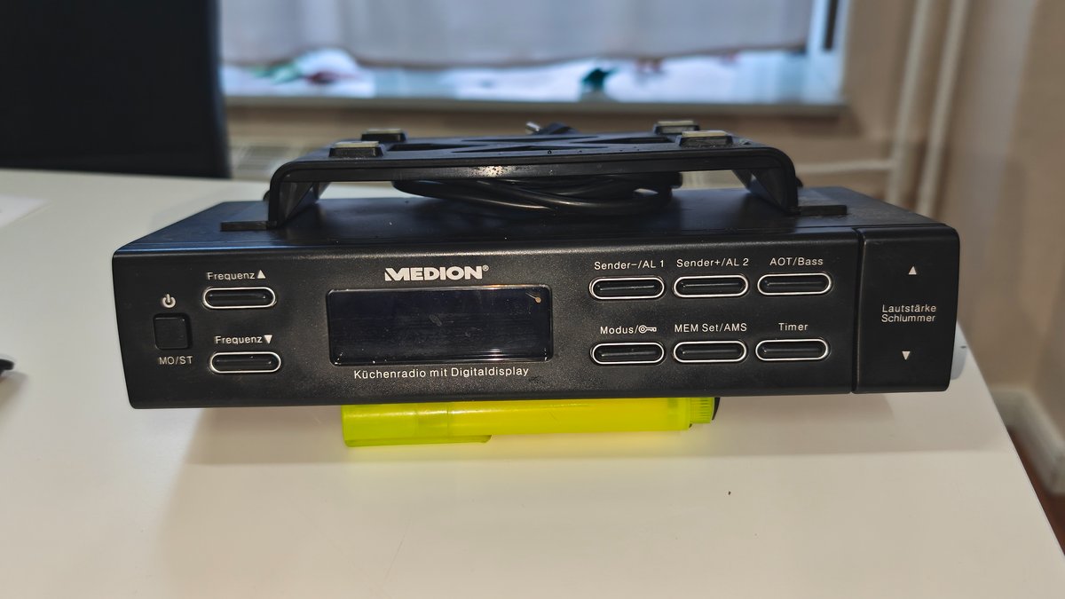 2692 - Stereo-Unterbauradio