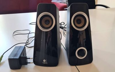 2622 – Logitech Z320